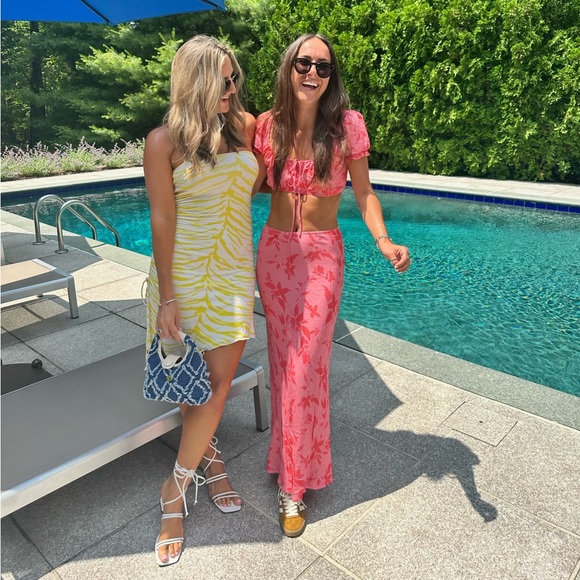 VRG GRL SET - Picture 5 of 5